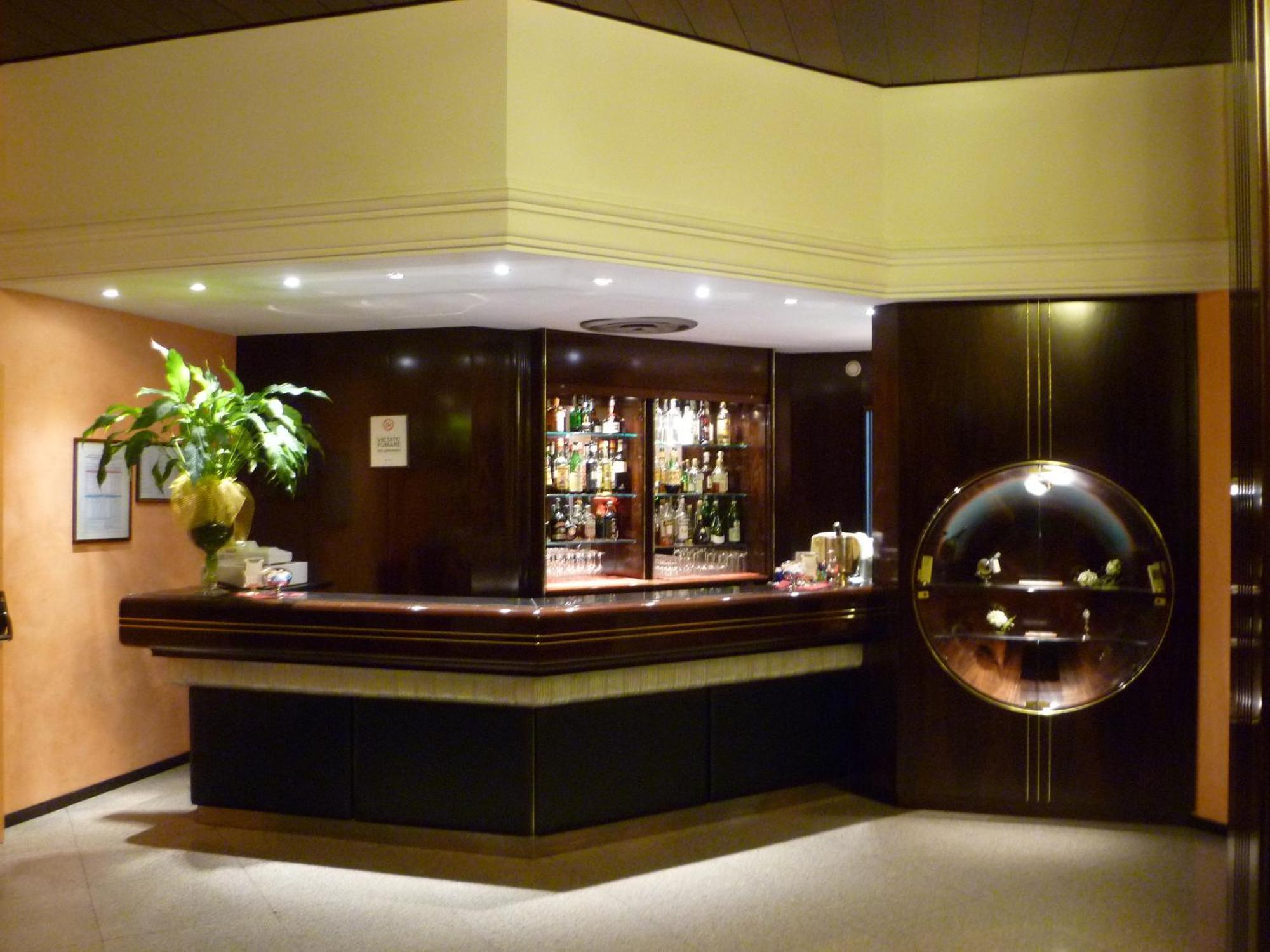 Hotel Internazionale Cervignano del Friuli Bagian luar foto