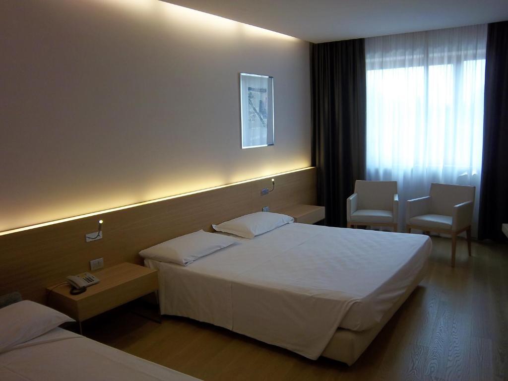 Hotel Internazionale Cervignano del Friuli Ruang foto