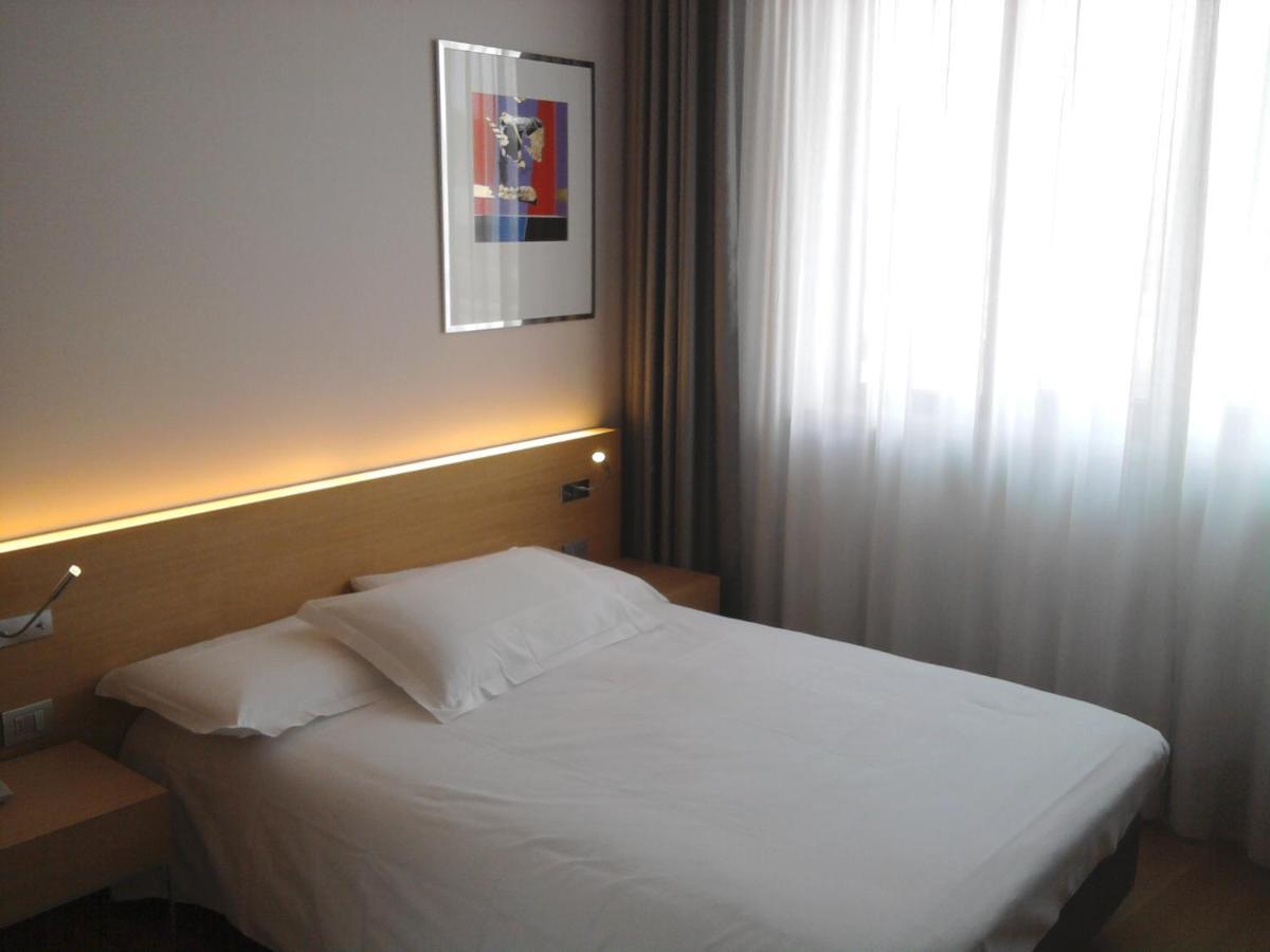 Hotel Internazionale Cervignano del Friuli Bagian luar foto